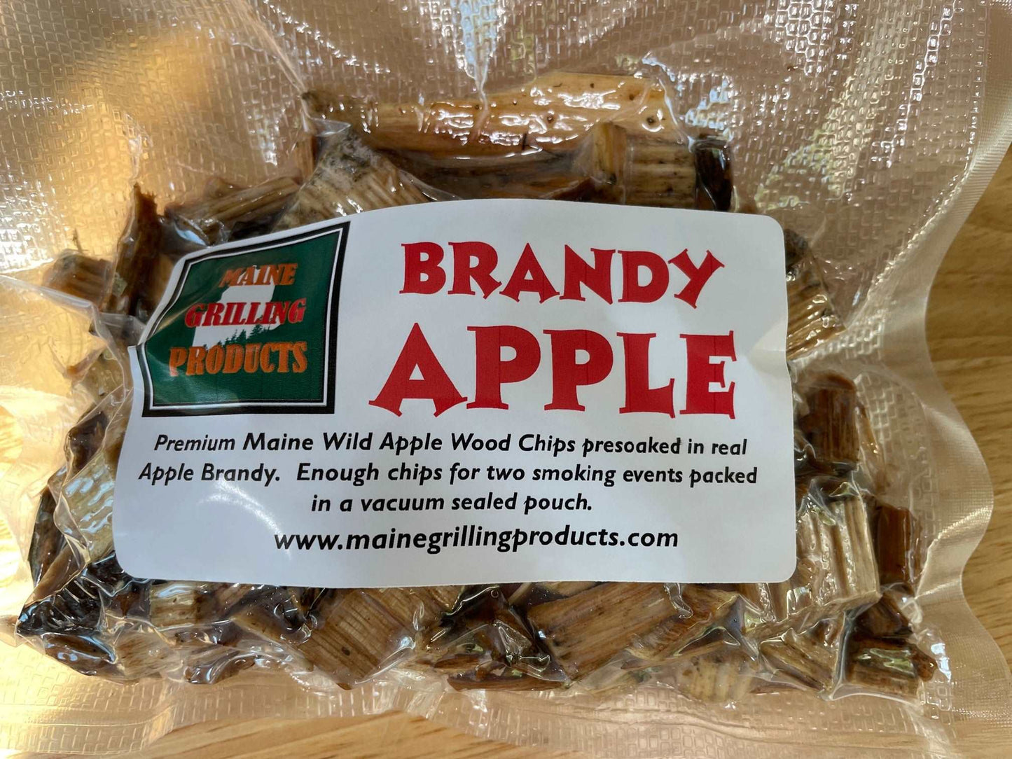 FOUR (6 OZ Pouches) PRE-SOAKED FLAVORED MAINE BRANDY APPLE WOOD CHIPS