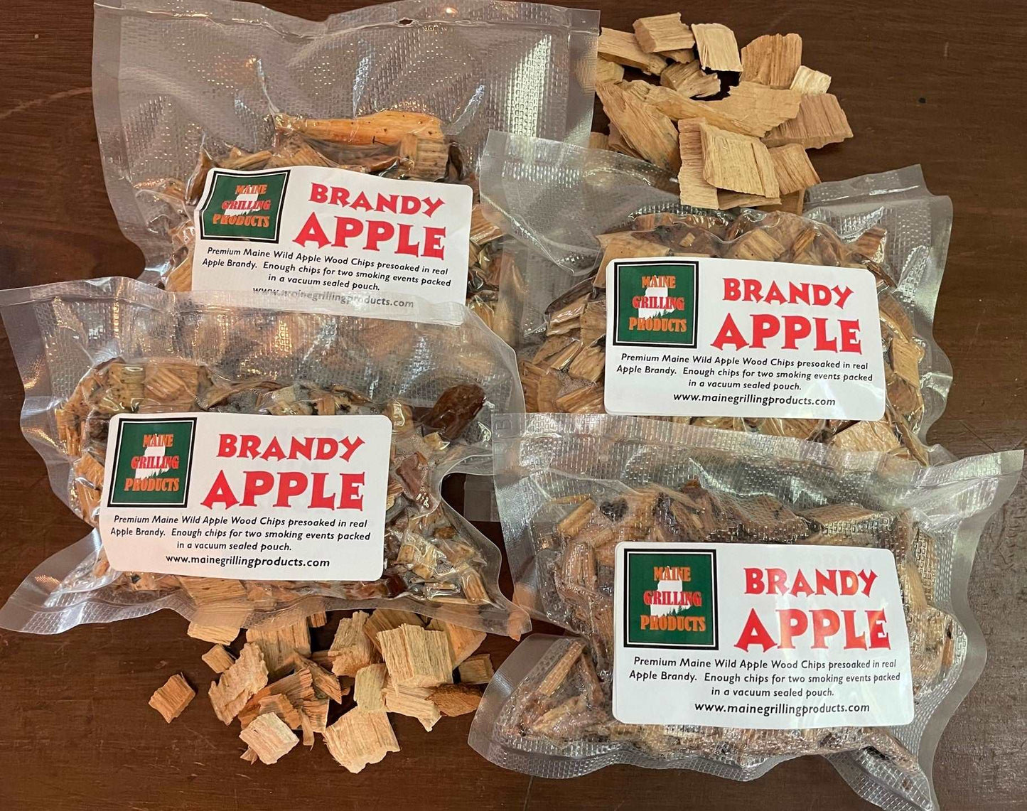 FOUR (6 OZ Pouches) PRE-SOAKED FLAVORED MAINE BRANDY APPLE WOOD CHIPS