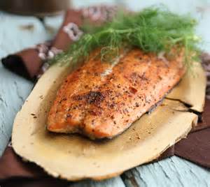PREMIUM FRESH MAINE PRE-SOAKED FLAVORED CEDAR OVAL GRILLING PLANKS (4 INDIVIDUAL) SOAKED IN CHARDONNAY - mainegrillingproducts